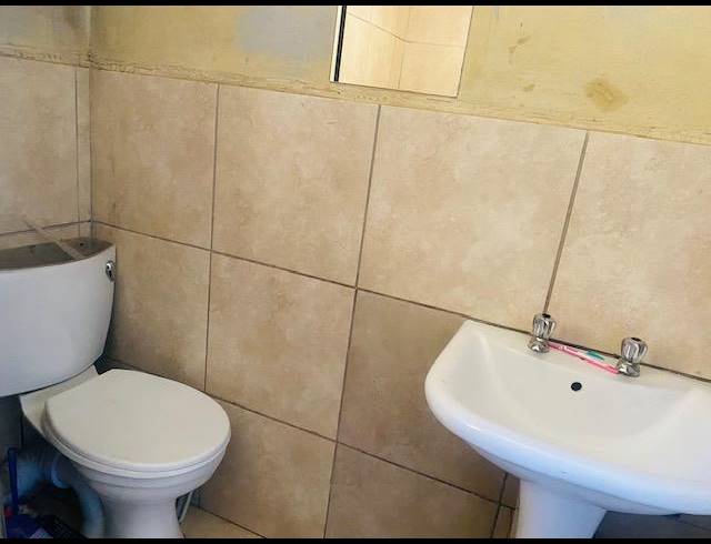 2 BEDROOM APARTMENT FOR SALE IN JABULANI